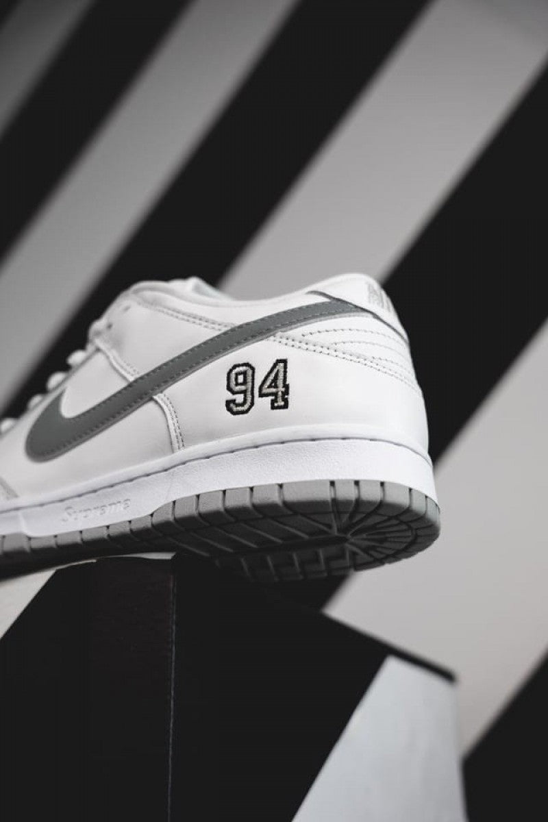 Supreme x Nikee SB Dunk Low White Grey