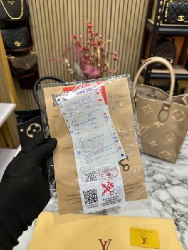 LOUIS VUITTON ONTHEGO PREMIUM QUALITY WITH DUST MEDIUM SIZE (KHAKI)