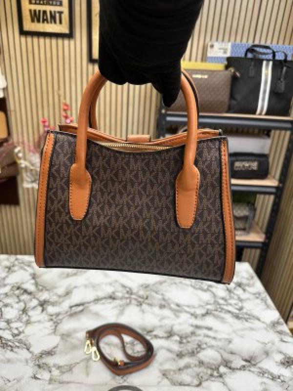 MICHAEL KORS GABBY SATCHEL CROSSBODY BAG WITH DUST BAG (H02065) COFFEE BROWN