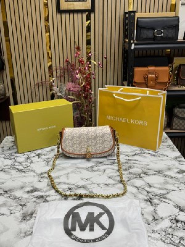 Michael Kors Mila Empire Signature Logo Shoulder Bag With Box And Dust Bag Including CarryBag (Biege)