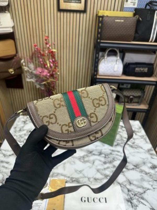 GUCC I GG HORSESHOE SHOULDER BAG WITH OG BOX AND DUST BAG