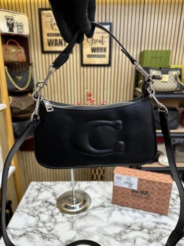 Coach Teri Shoulder Bag With Box And Dust Bag (Black)