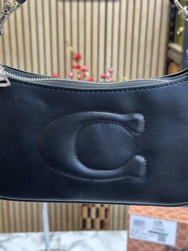 Coach Teri Shoulder Bag With Box And Dust Bag (Black)