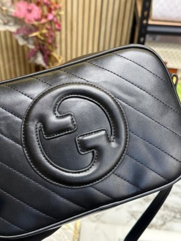 GUCC I SOHO LEATHER HANDBAG WITH OG BOX AND DUST BAG (BLACK) (S5)