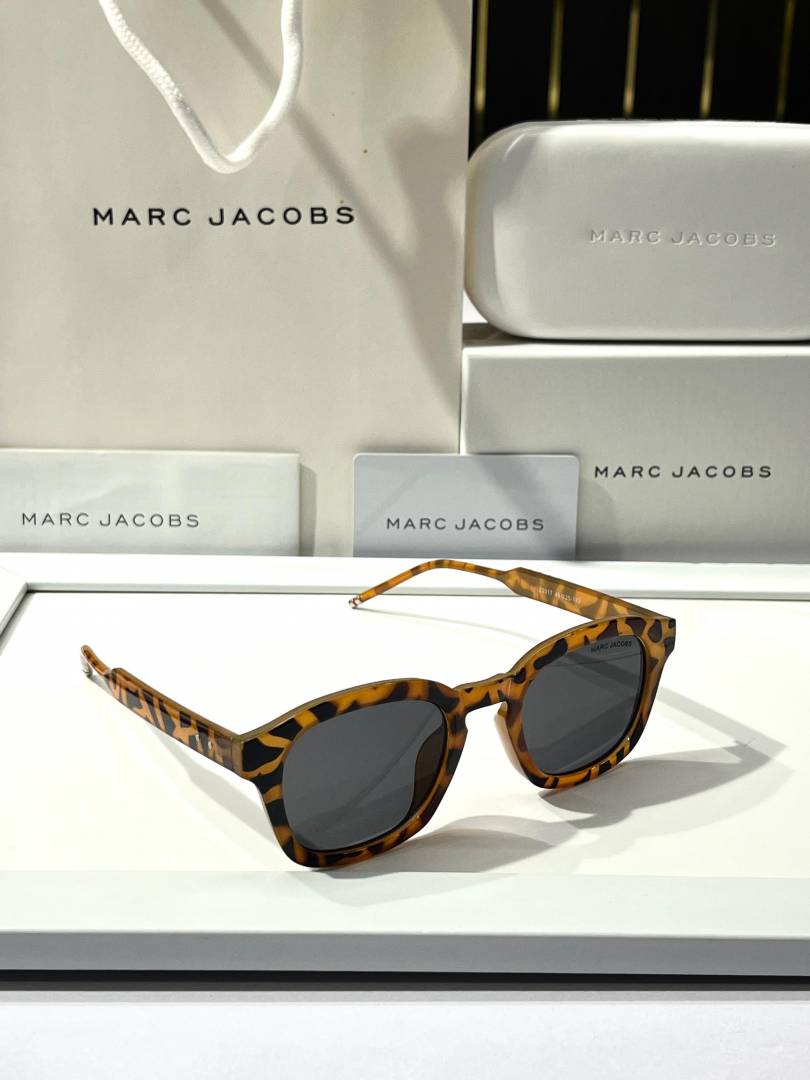 Marc jacobs 3317