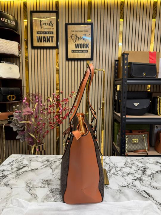 Michael Kors Sullivan Logo Tote Bag With Dust Bag (Brown)