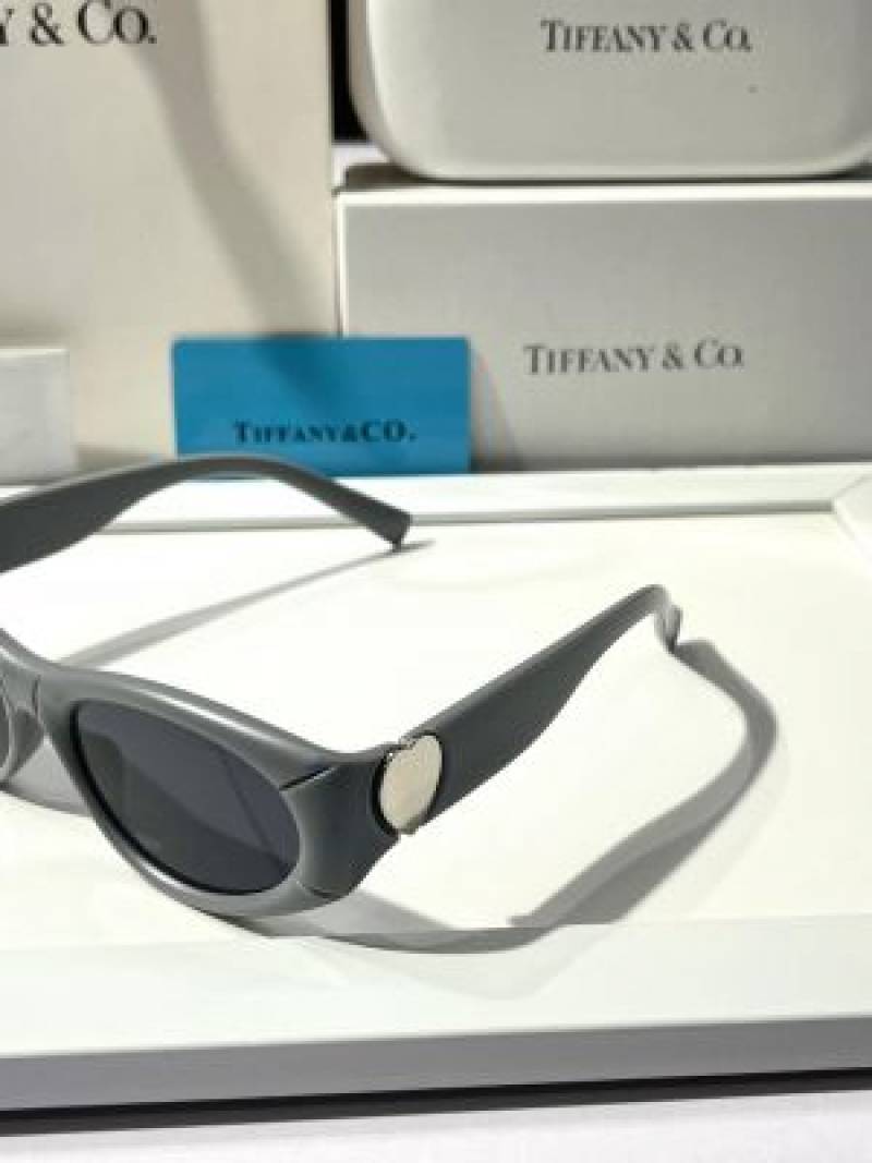 Tiffany 510 for her