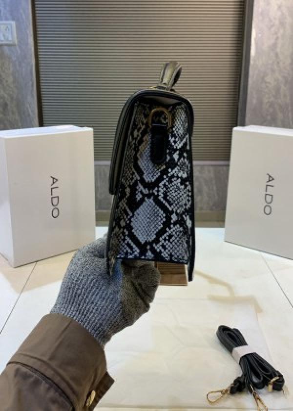 Aldo Hennah Womens Black Top Handle with box 5208