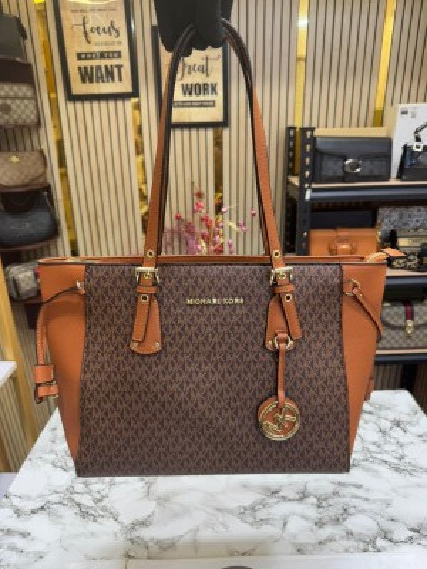 Michael Kors Voyager Leather Satchel Shoulder Bag With Dust Bag (Brown)