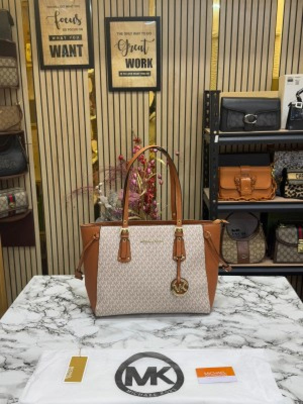 Michael Kors Voyager Leather Satchel Shoulder Bag With Dust Bag (Beige)