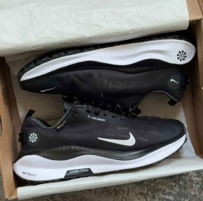 Nikee Infinity Run 4 Gore Tex Black White #190