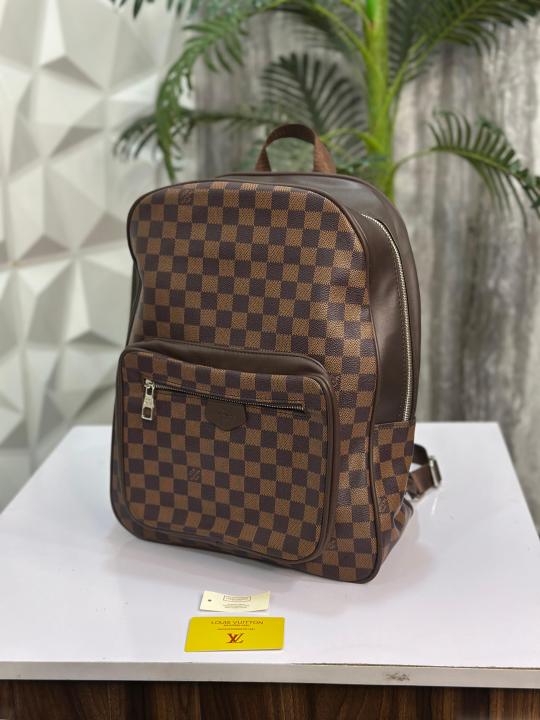 LOUIS VUITT ON MONOGRAM PRINT BAGPACK