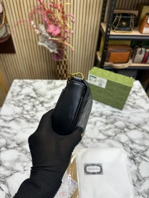 GUCC I GG MARMONT BLACK MATELASSE CHAIN MINI BAG (BLACK) DAMAGE