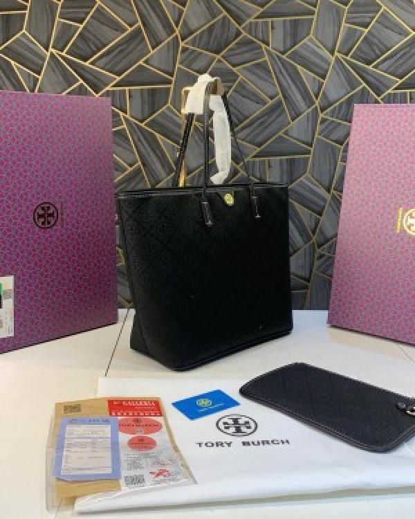 tory burch t monogram tote with og box amp dust bag amp extra pouch 1679
