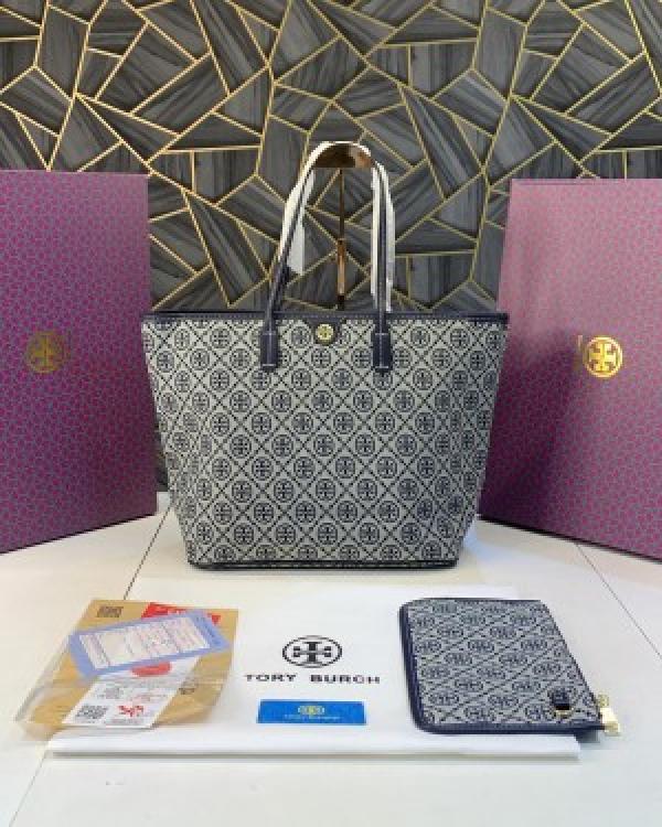 tory burch t monogram tote with og box amp dust bag amp extra pouch 1581