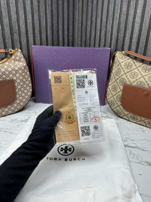TOR Y BURCH BRITTEN SATCHEL WITH OG BOX AND DUST BAG (SMALL MONO) (S14) DAMAGE BOX