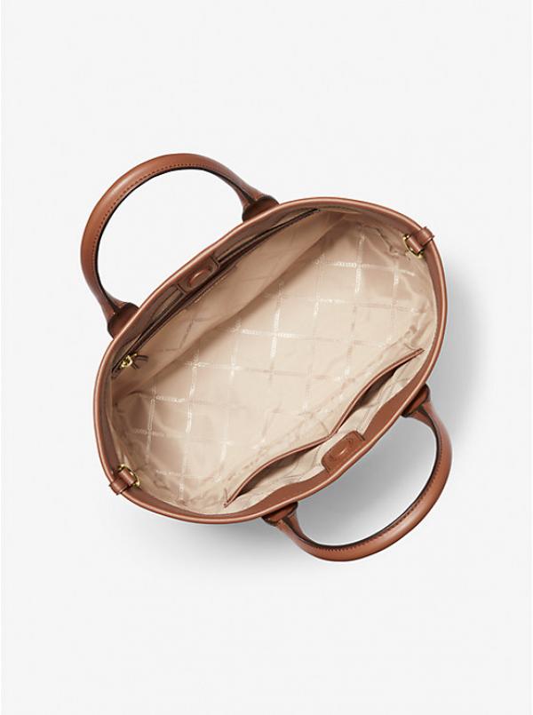 Michael kors luisa Medium Logo with dust bag 5418