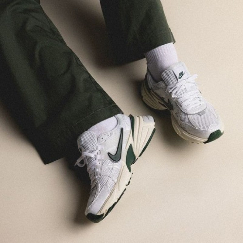 V2K Run White Green As2
