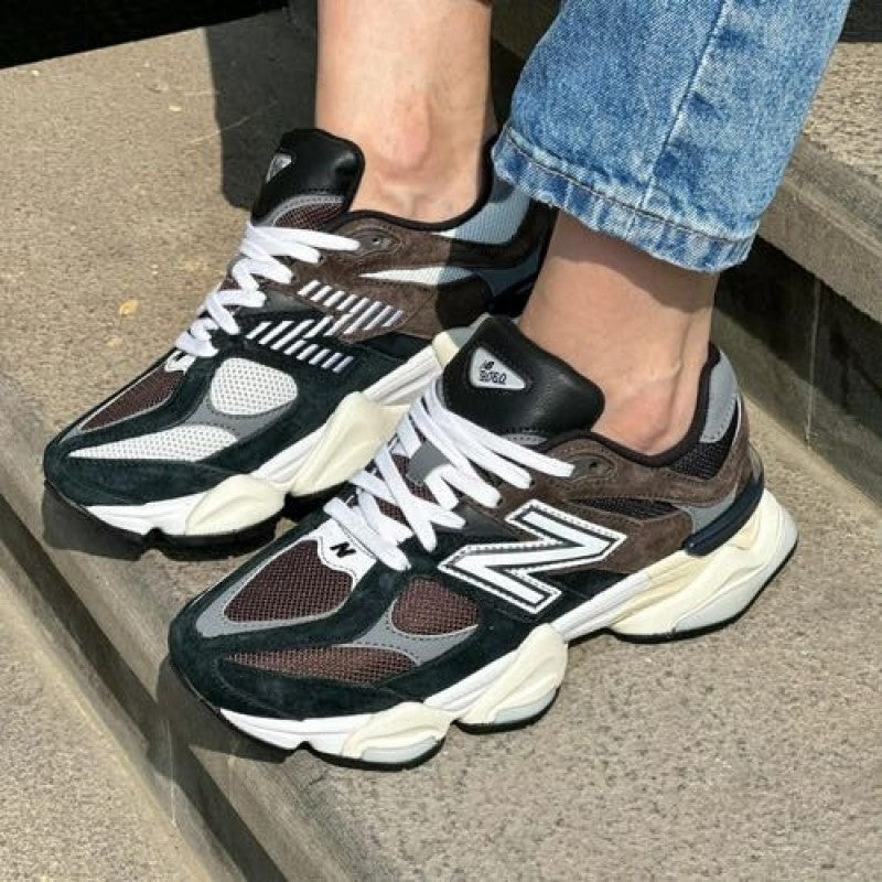 9060 dark brown