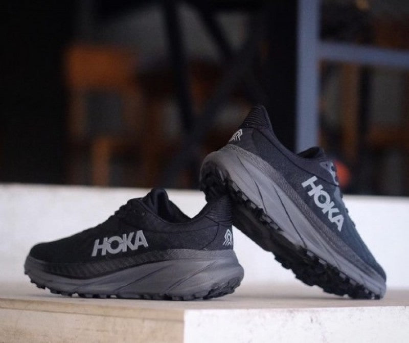 Hoka Challenger ATR 7 Black 296