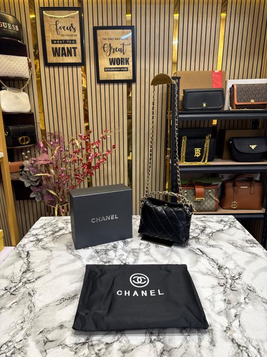 Chanel Cavior Quilted Crossbody Bag Gold Chain With Box And Dust Bag (Black)