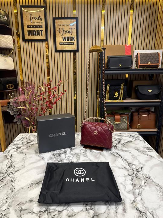 Chanel Cavior Quilted Crossbody Bag Gold Chain With Box And Dust Bag (Red)