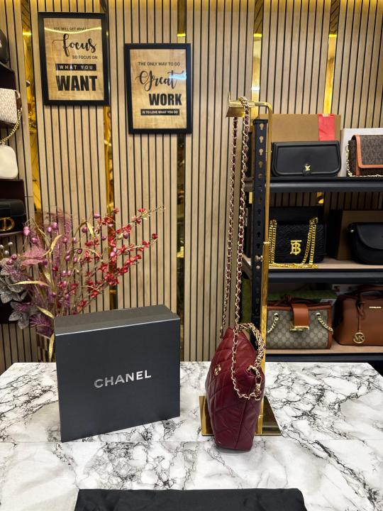 Chanel Cavior Quilted Crossbody Bag Gold Chain With Box And Dust Bag (Red)
