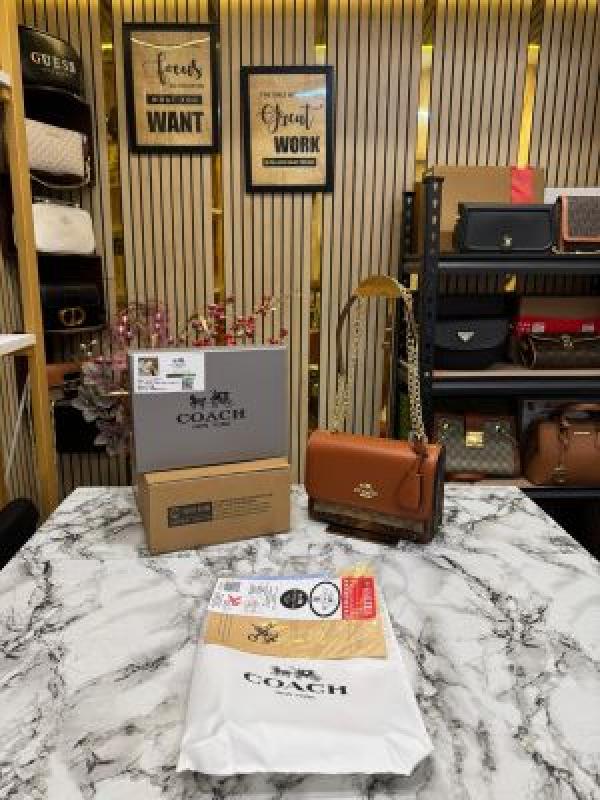 Coac h Klare Crossbody Bag With Double Og Box And Dust Bag (Brown)