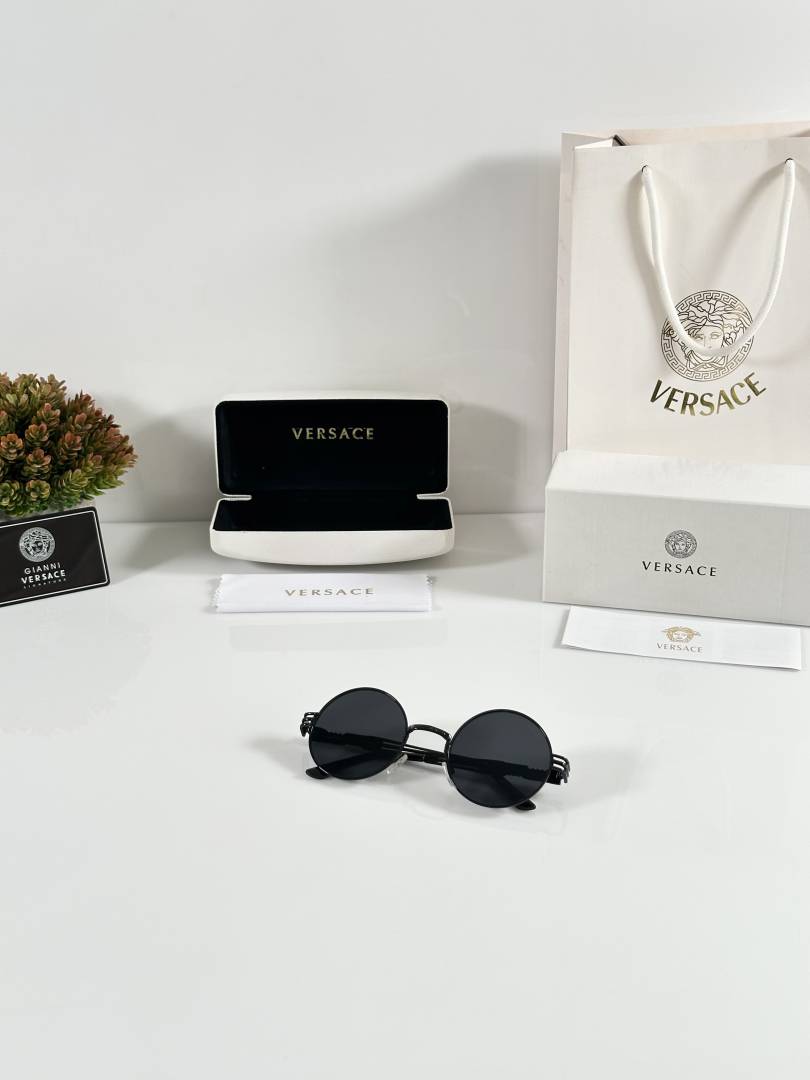 Versace 234 Black