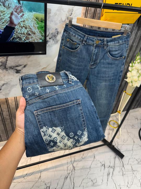 LOUIS VUITTON IMPORTED ARTICLE DENIM JEANS