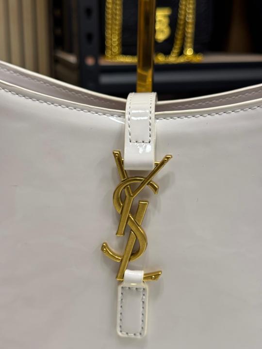 Yves Saint Laurent Ysl Hobo Shoulder Bag With Box And Dust Bag (White)