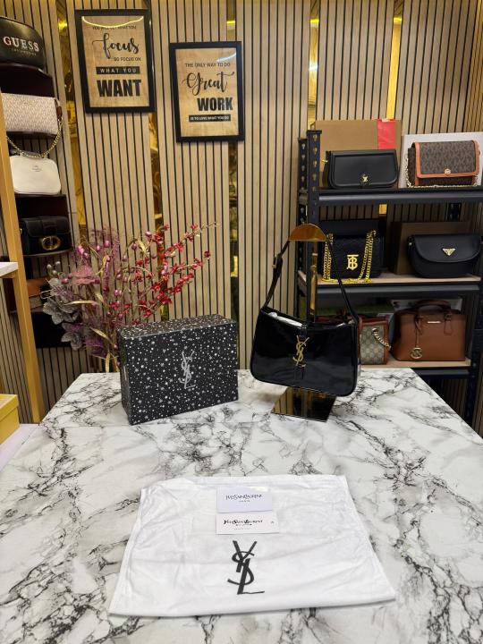 Yves Saint Laurent Ysl Hobo Shoulder Bag With Box And Dust Bag (Black)