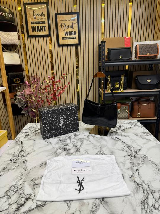 Yves Saint Laurent Ysl Hobo Shoulder Bag With Box And Dust Bag (Black)