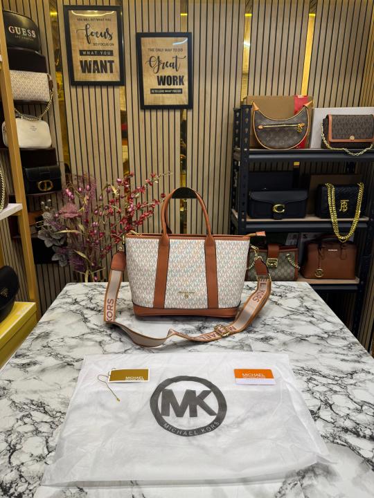 Michael Kors Logo Signature Satchel Handbag With Dust Bag (Beige)