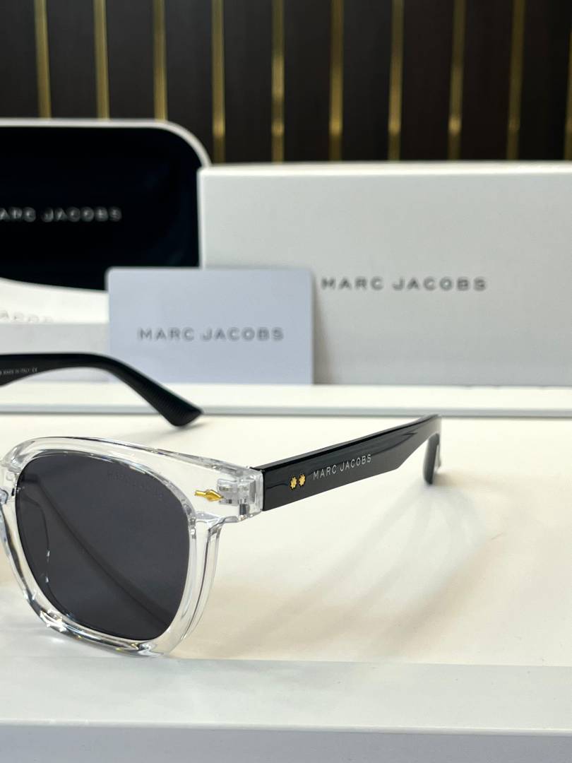Marc jacobs M11-14 transparent blk