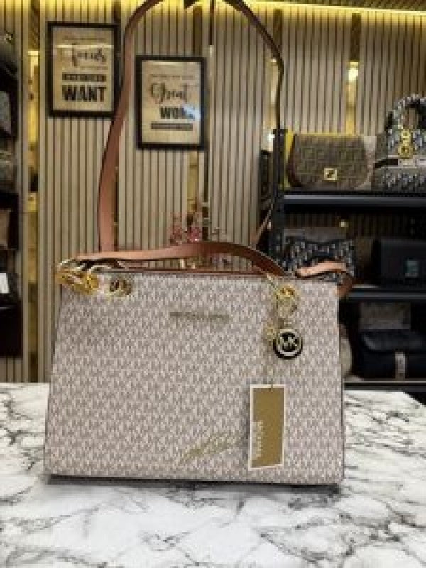 MICHAE L KORS CYNTHIA HANDBAG WITH OG DUST BAG PREMIUM QUALITY (BIEGEBROWN)