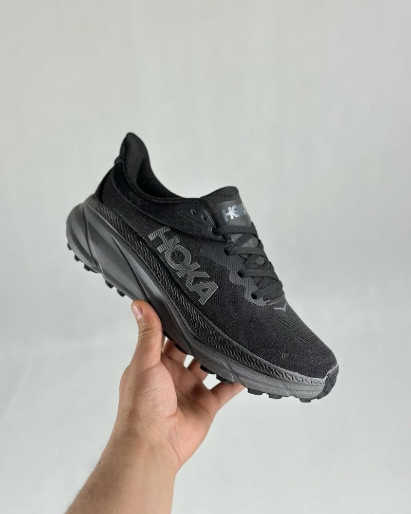 Hoka Challenger ATR 7 Black 254