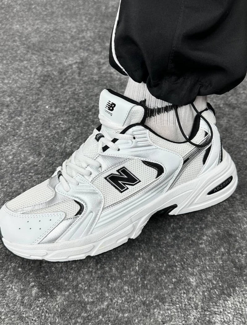 New Balance 530 White Black 203
