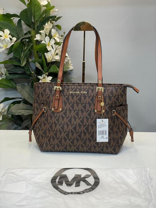 Michael Kors Voyager Tote Bag With Dust Bag (4616 Coffee Brown)