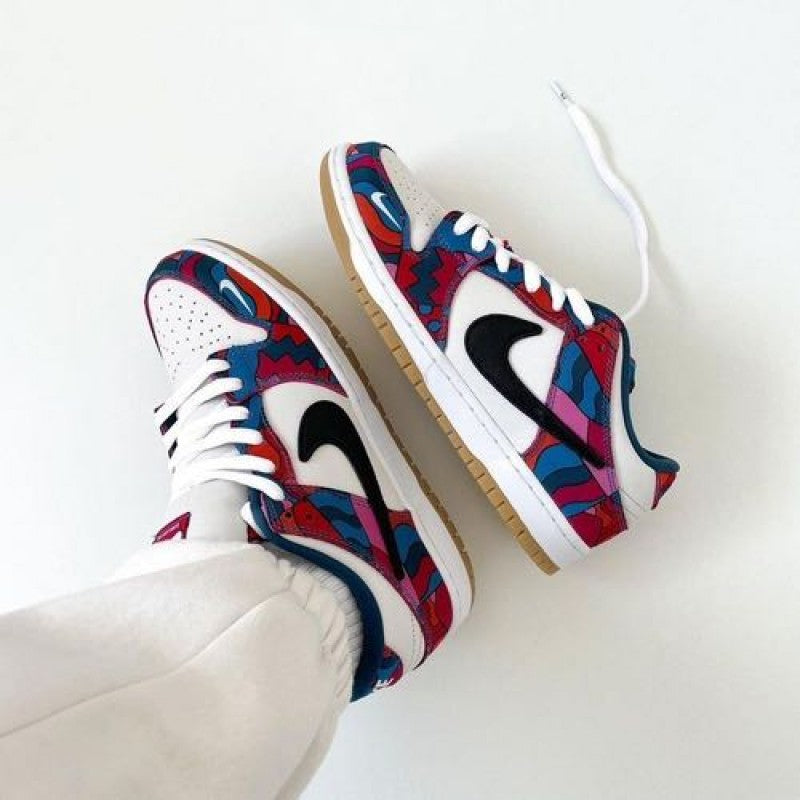 E sb dunk low parra multi