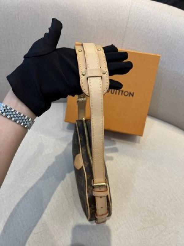 Louis Vuitton LV Croissant can praise pea old flower one shoulder crossbody bag Combo With box 1756