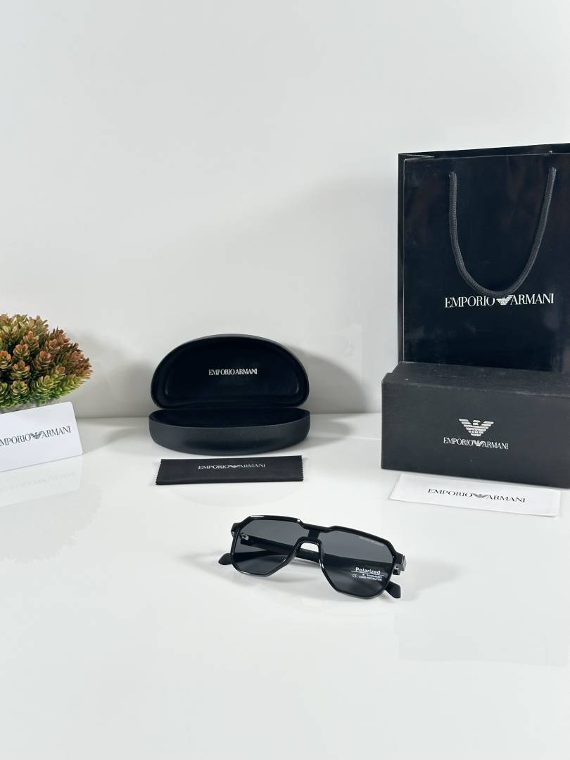 Emporio Armani 219 Gold Black