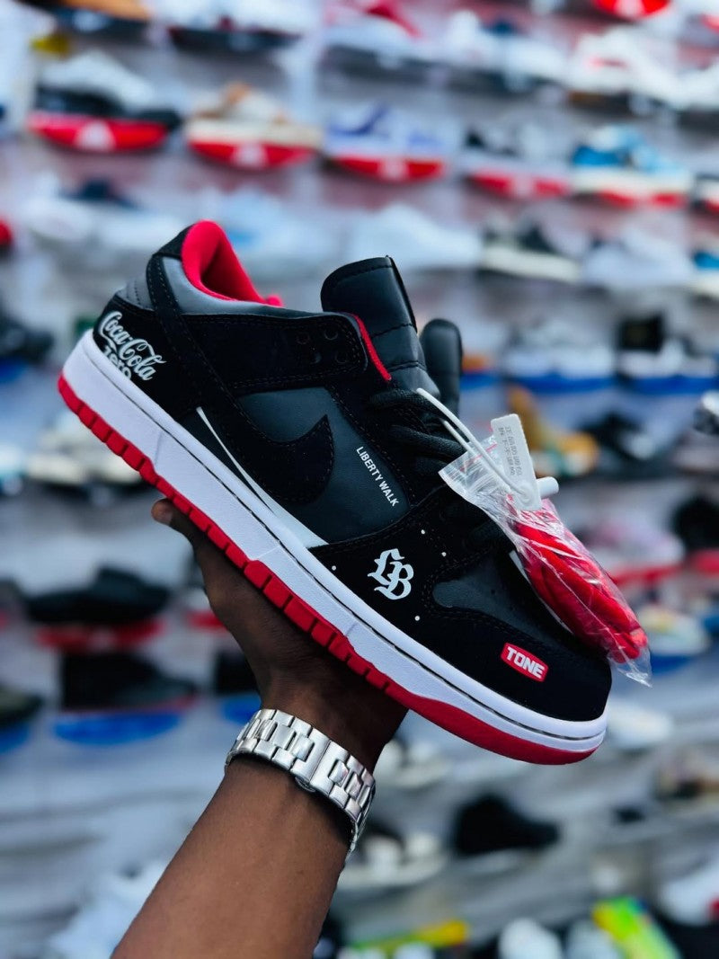 Nikee Sb Dunk Low "Coca Cola Zero" #211