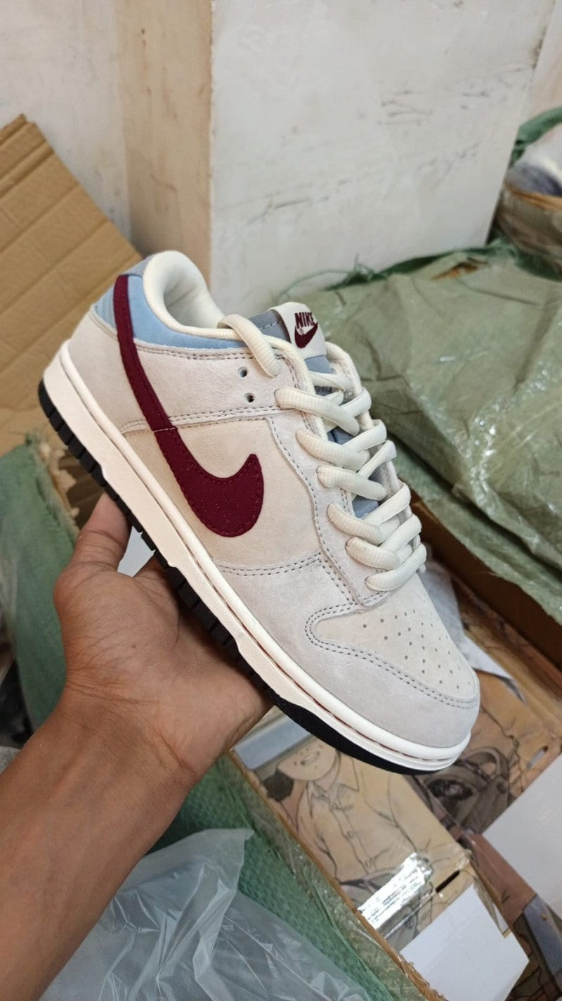 NIKEE SB DUNK LOW X OTOMO KATSUHIRO STEAMBOY #214