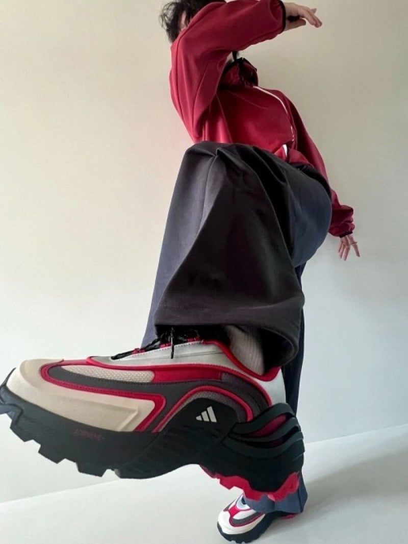 Adidass wonder runner turbo red 780