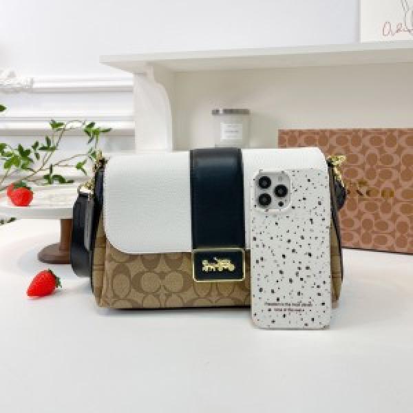 Coach baguette signature shoulder bag with box 1823