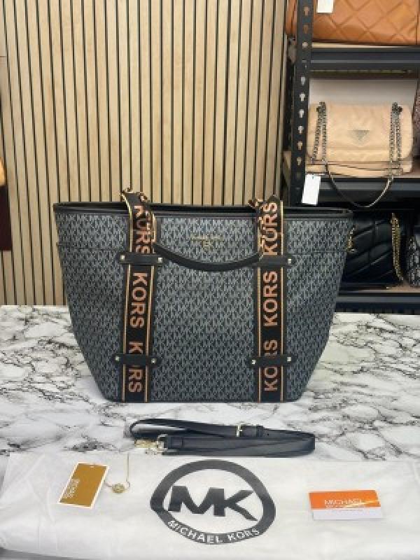 MICHAEL KORS MAEVE SIGNATURE LOGO SMALL CONVERTIBLE OPEN TOTE WITH DUST BAG (BLACK)