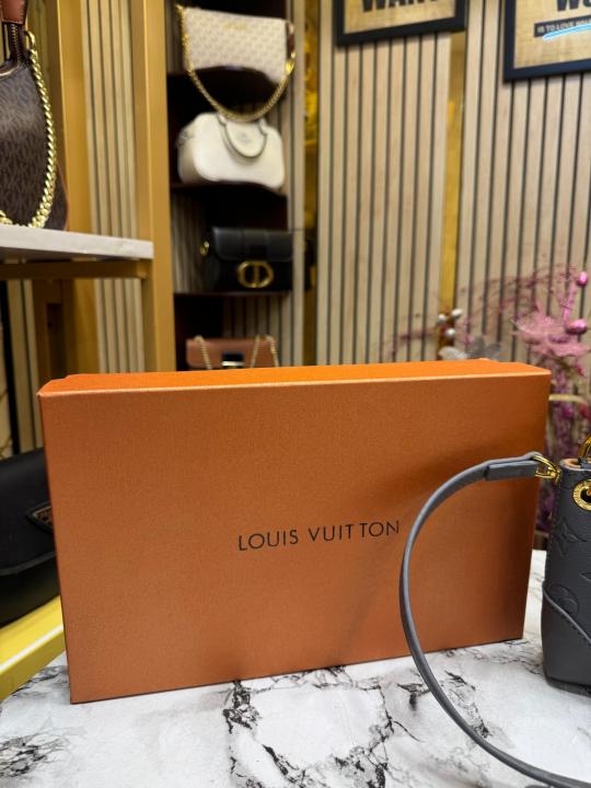 Louis Vuitton Pochette With Box And Dust Bag Including Carry Bag (Grey)