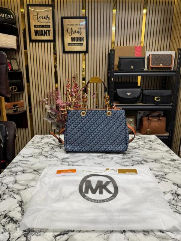Michael Kors Cynthia Signature Satchel Bag With Dust Bag (Blue)