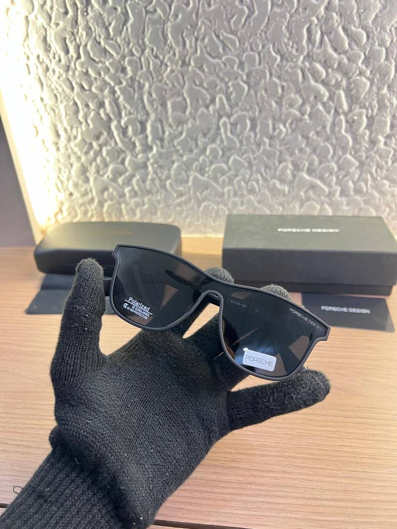 Porsche 8801 Black